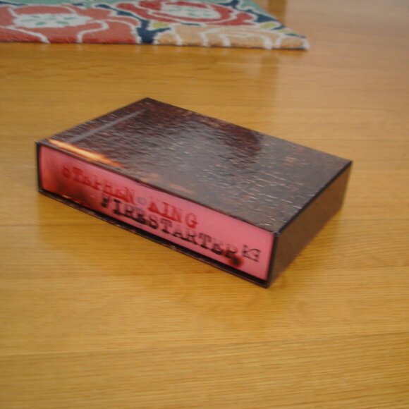 2-BOOK LIMITED EDITION BUNDLE: FIRESTARTER (PS) & CHART OF DARKNESS (CD), New - Picture 2 of 14